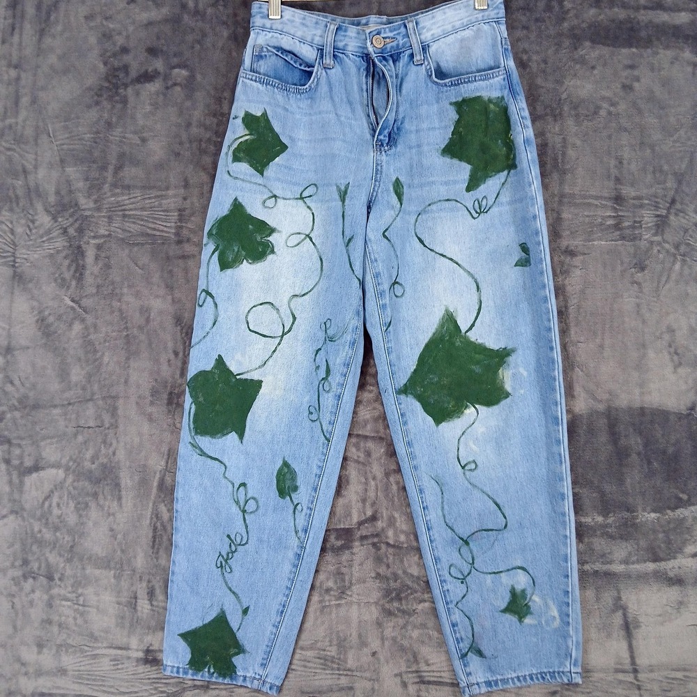 YMI Dream Jeans Womens 5 27 Light Wash High Rise Painted‎ Vine Mom Denim